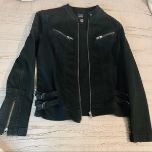 Motorcycle jacket
